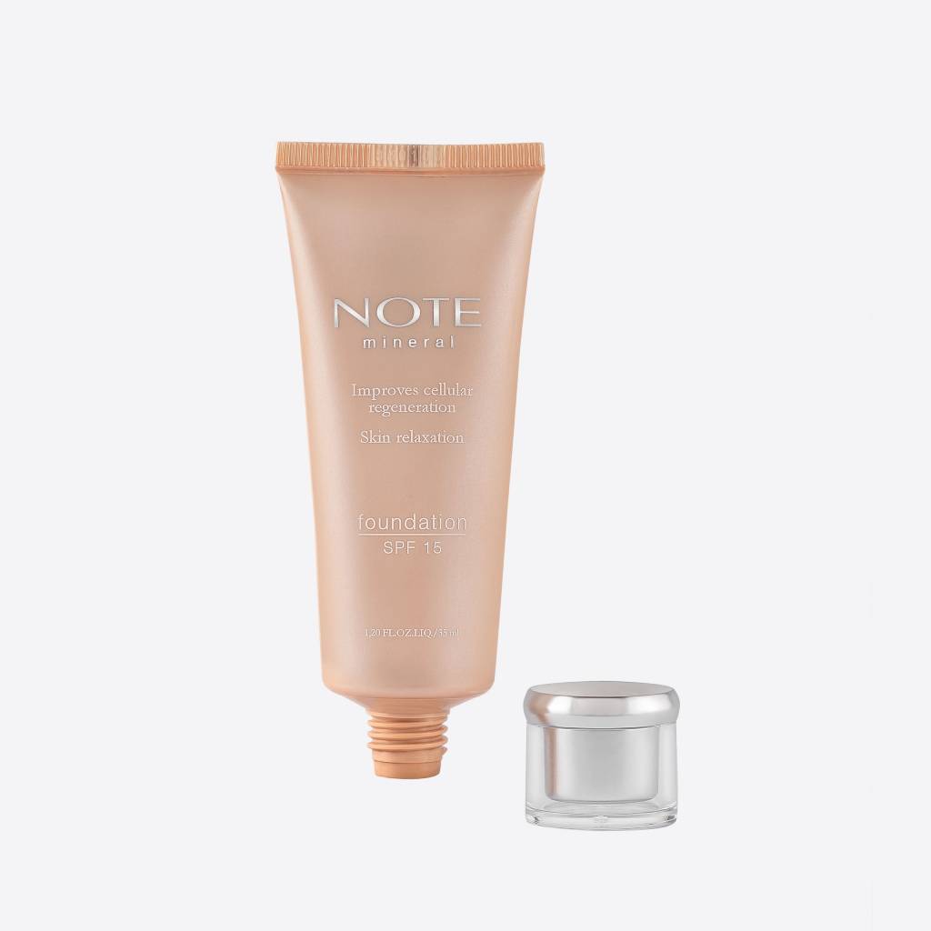 Note Mineral Foundation SPF15